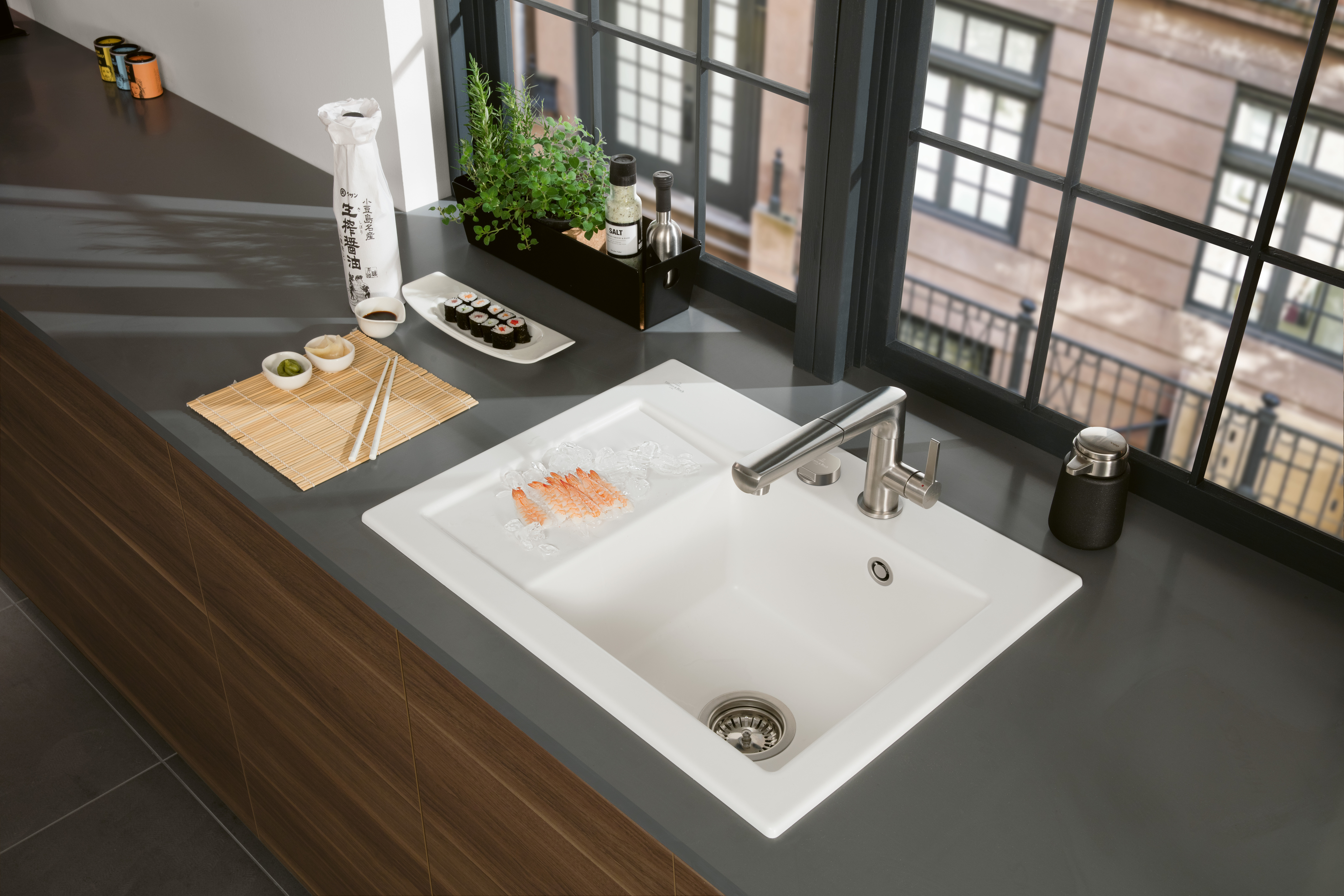 Subway 45 Compact Built-in sink included Waste system with pop-up waste system, of Ceramic, 650x510mm, Pure Black
